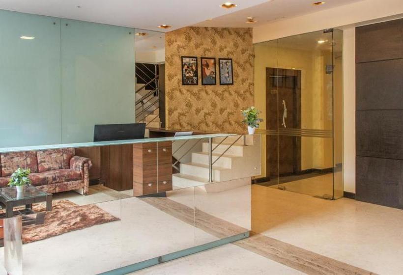 Hotel Omatra Infantry Road