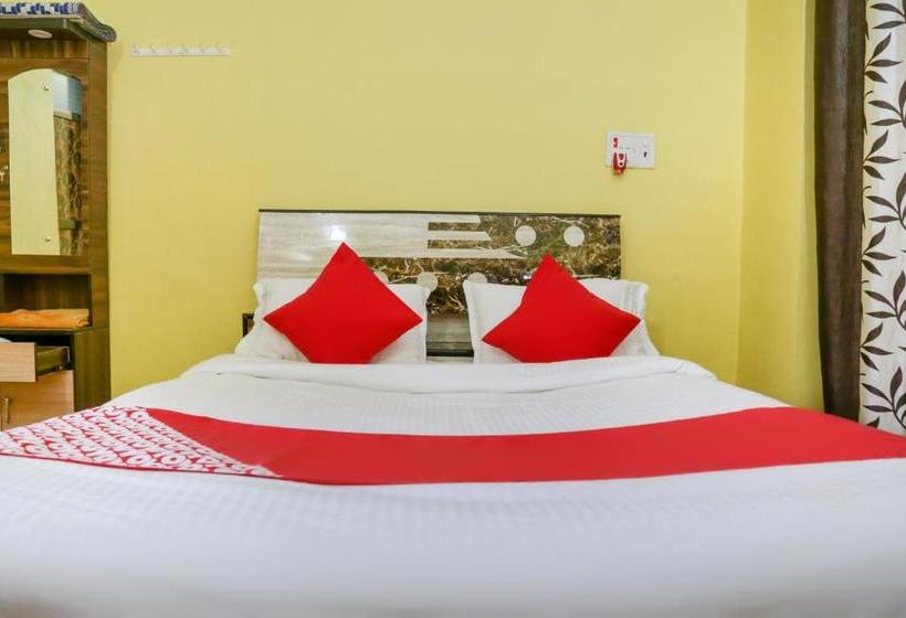 هتل Oyo 66401 Matoshree Garden Resort
