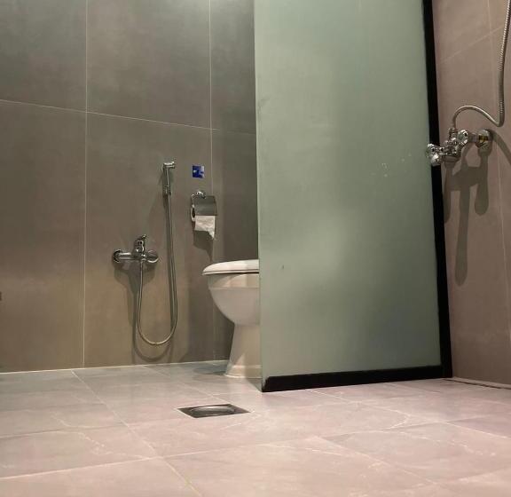 آنتري للشقق المخدومة