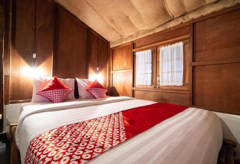 فندق Oyo 2393 Omahe Nawung