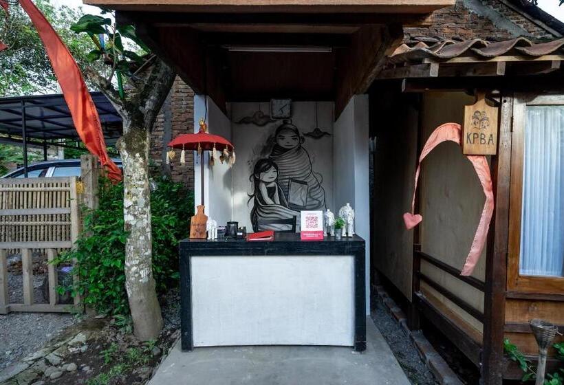 فندق Oyo 2393 Omahe Nawung