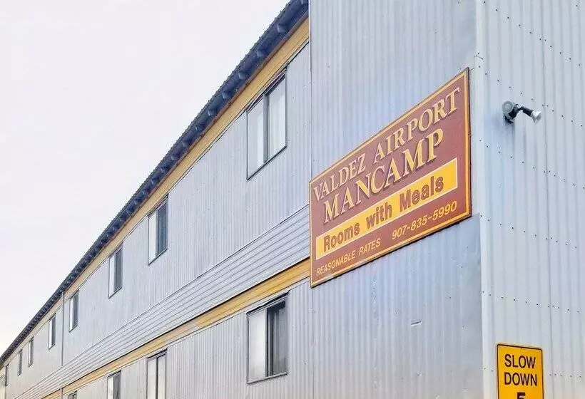 ホテル Valdez Airport Mancamp