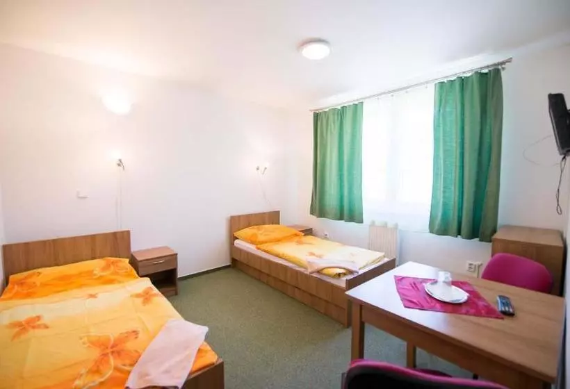 Majatalo Penzión Krahule