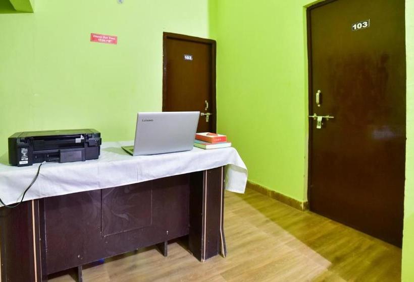 Hotelli Spot On 65055 Sai Kripa Guest House