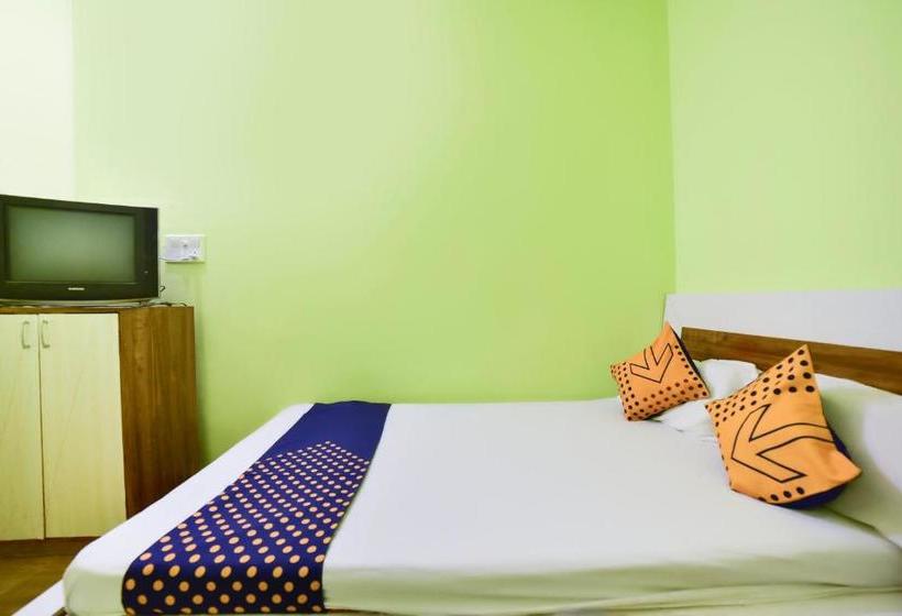 Hotelli Spot On 65055 Sai Kripa Guest House