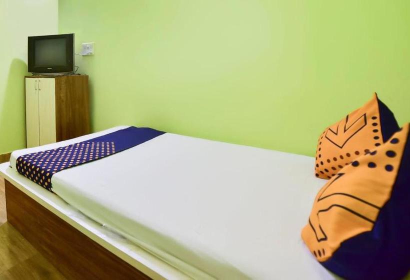 Hotelli Spot On 65055 Sai Kripa Guest House