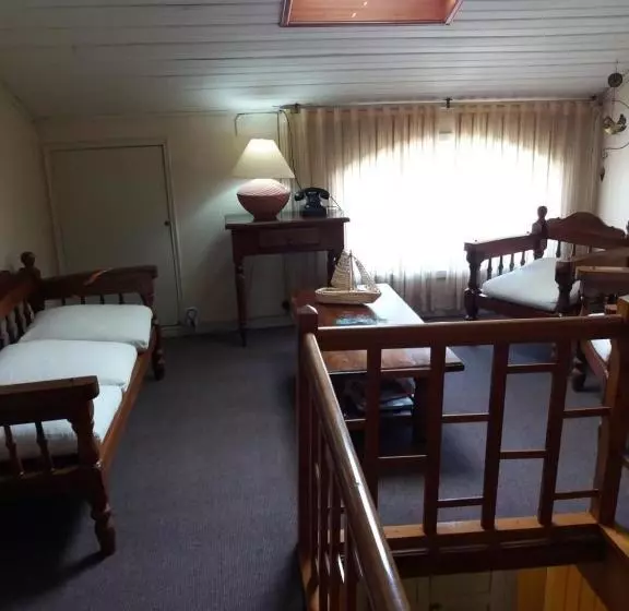 ペンション Hostal Amancay