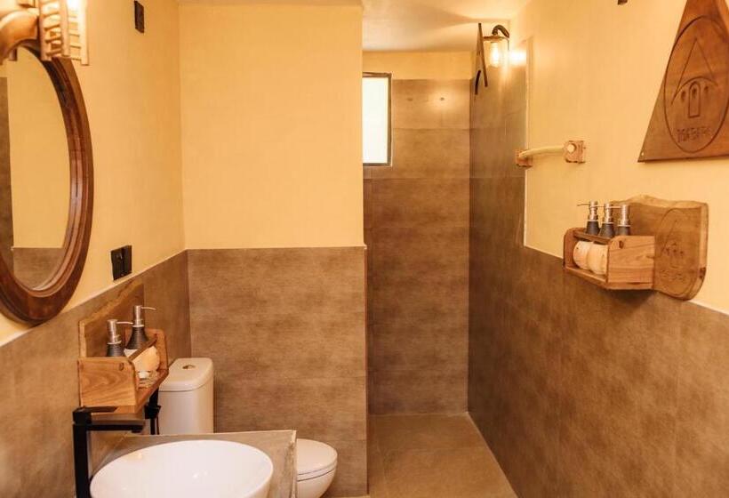 Hotel Igabara Hobbit House