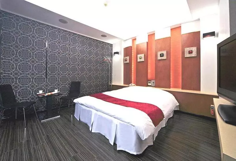 هتل Lala Minato   Adult Only