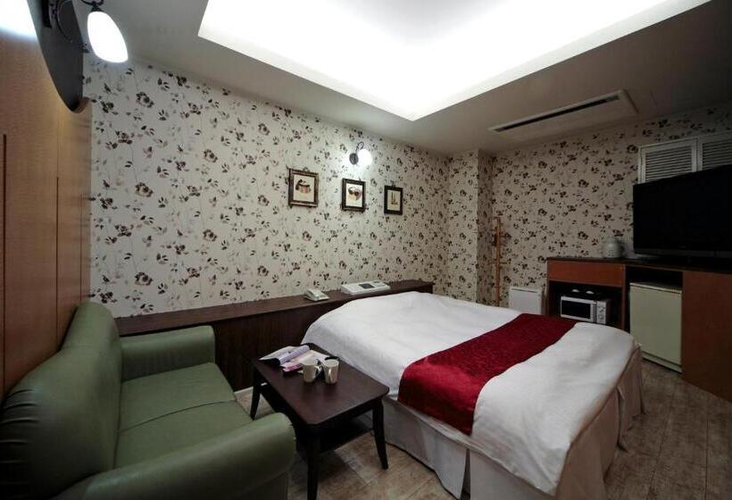 בית מלון כפרי Lala Minato Adult Only