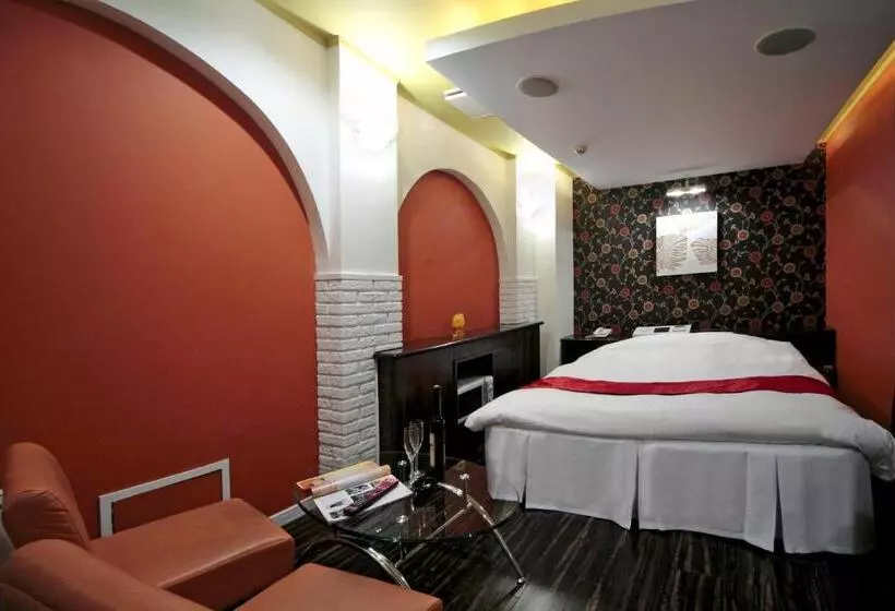 هتل Lala Minato   Adult Only