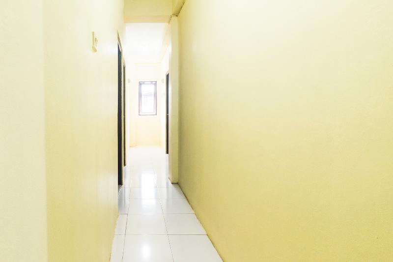 فندق Oyo 2165 Alyah Guest House Syariah