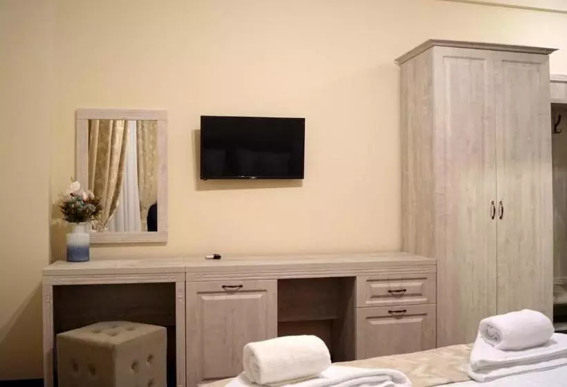 ホテル Pensiunea Romeo Resort