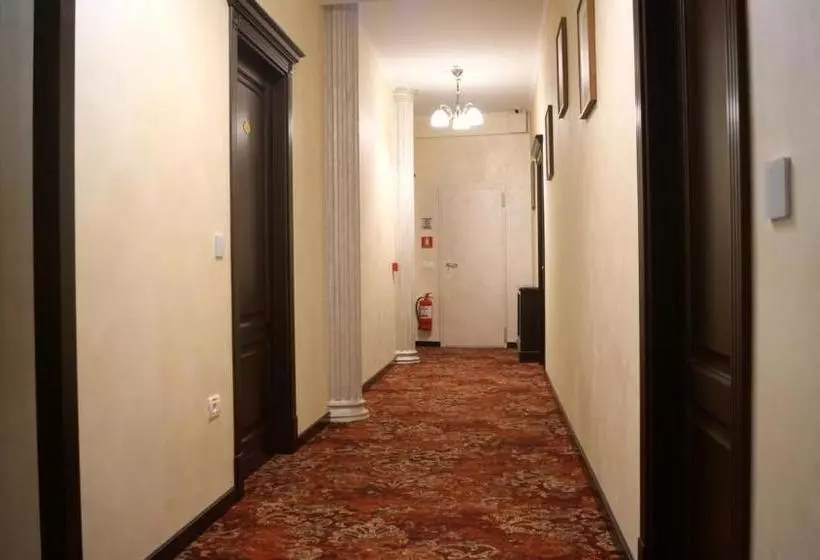 ホテル Pensiunea Romeo Resort