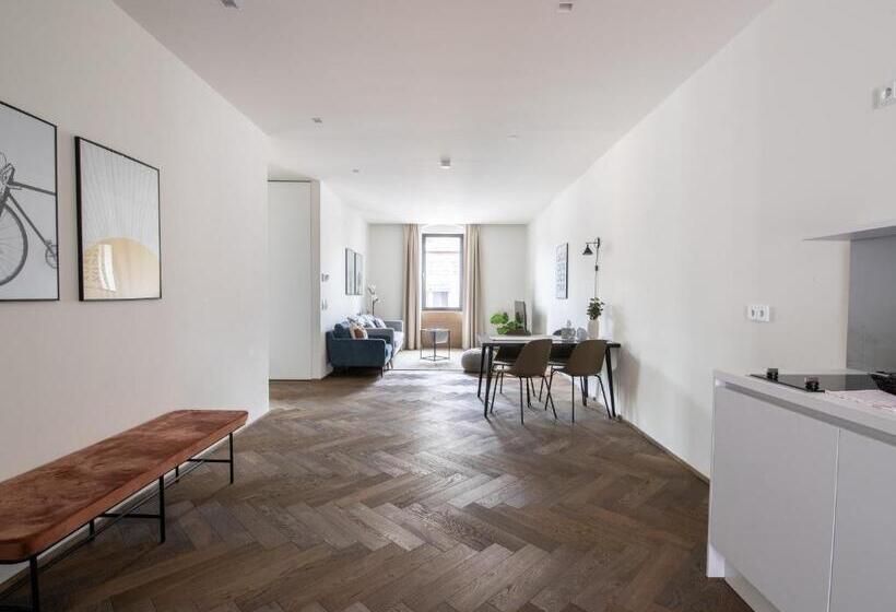 Limehome Linz Schillerstraße