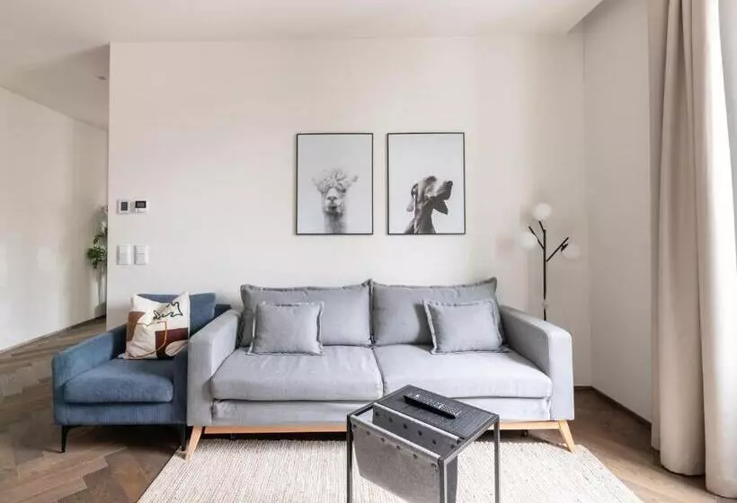 Limehome Linz Schillerstraße