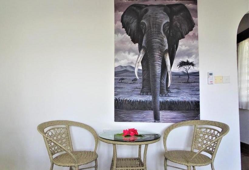 استراحتگاه Mugumo House, Watamu