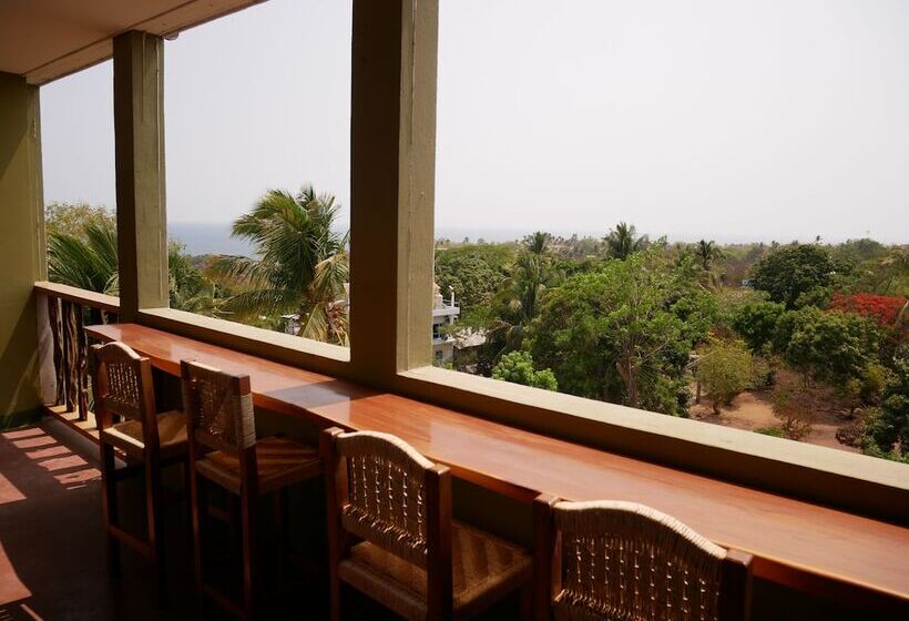 Madre Tierra Hotel & Coworking & Hostal