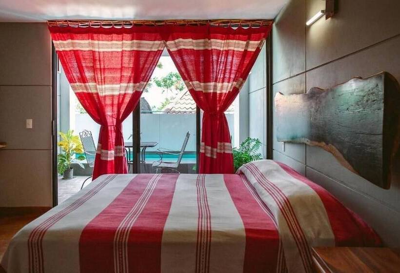 Madre Tierra Hotel & Coworking & Hostal