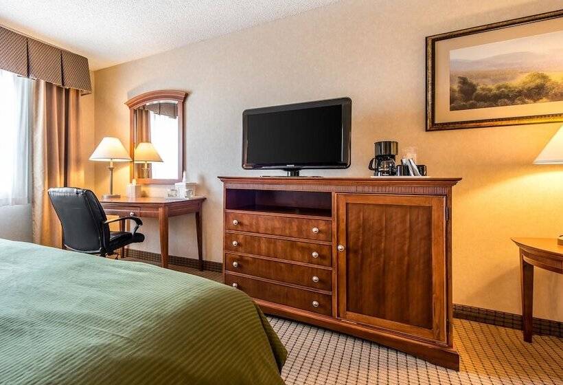 Отель Baymont By Wyndham Fort Morgan