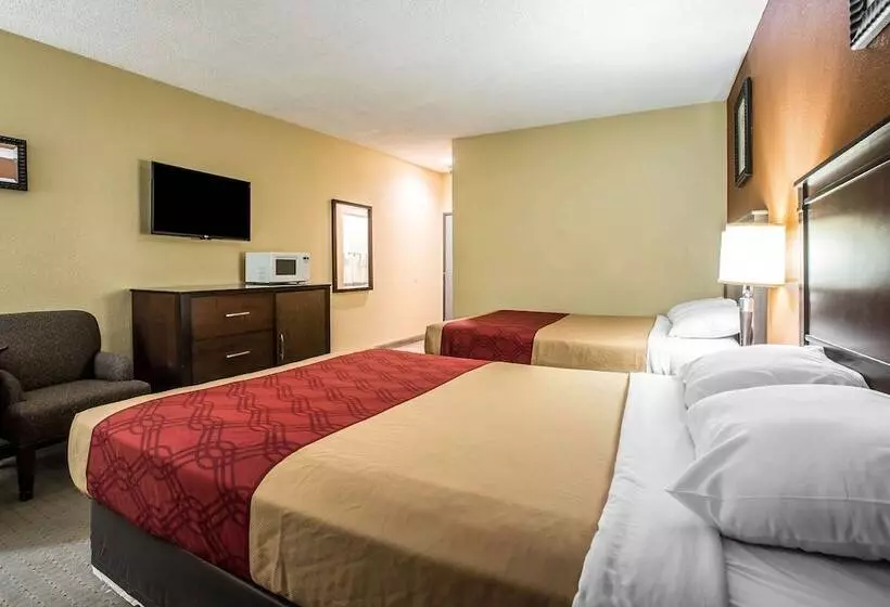 Отель Baymont By Wyndham Ontario