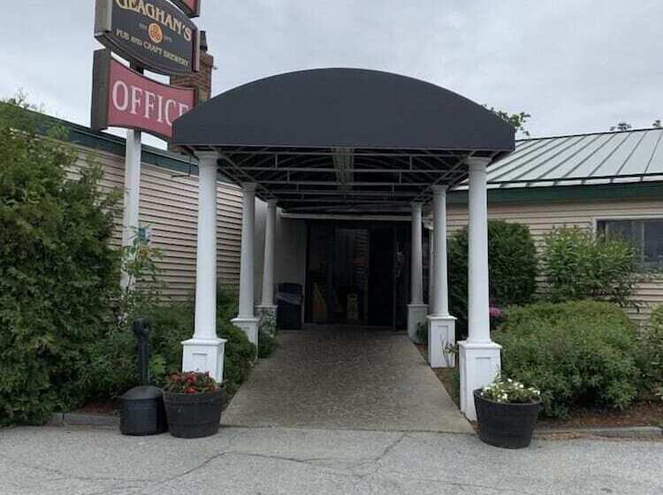 בית מלון כפרי Fireside Inn And Suites Bangor