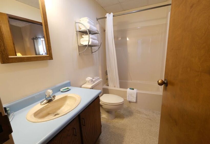 בית מלון כפרי Fireside Inn And Suites Bangor