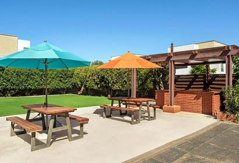 酒店 Howard Johnson By Wyndham San Diego State University Area