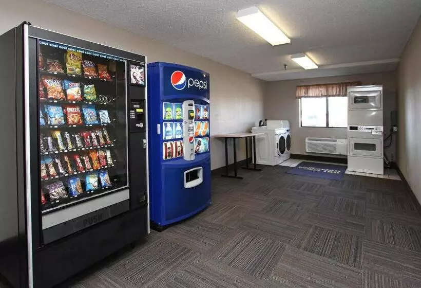 فندق Victorian Inn & Suites York