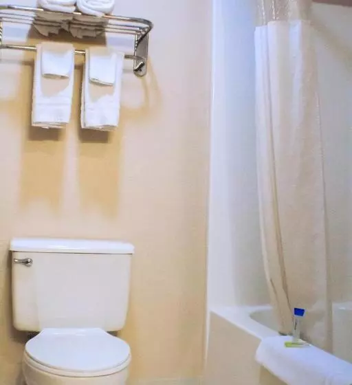 فندق Victorian Inn & Suites York