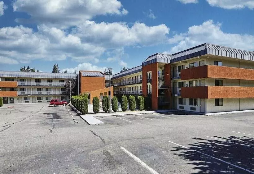 هتل Olympic Inn & Suites Port Angeles