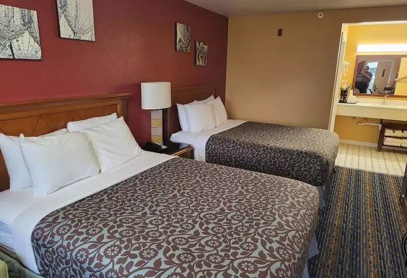 هتل Olympic Inn & Suites Port Angeles