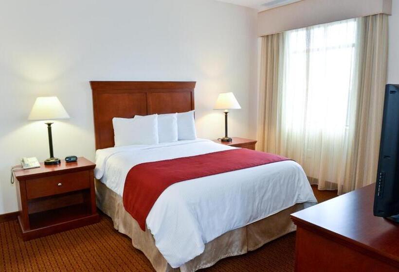 酒店 Penn Wells Lodge