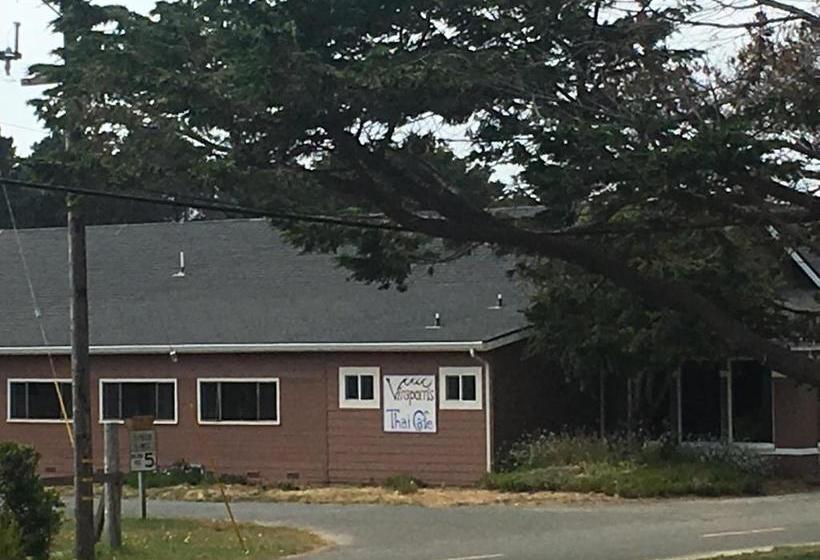 酒店 Pine Beach Inn