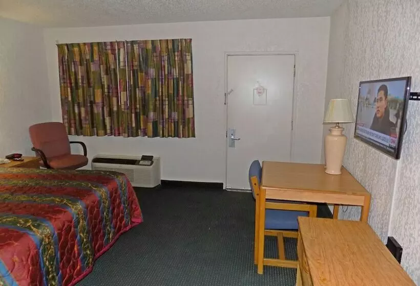 Отель Topeka Plaza Inn