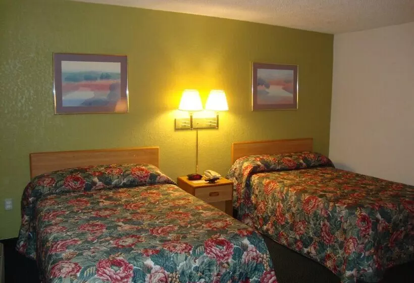 Отель Topeka Plaza Inn