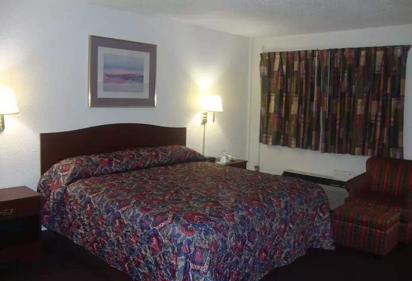 Отель Topeka Plaza Inn