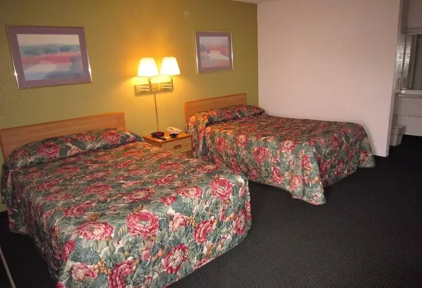 Отель Topeka Plaza Inn