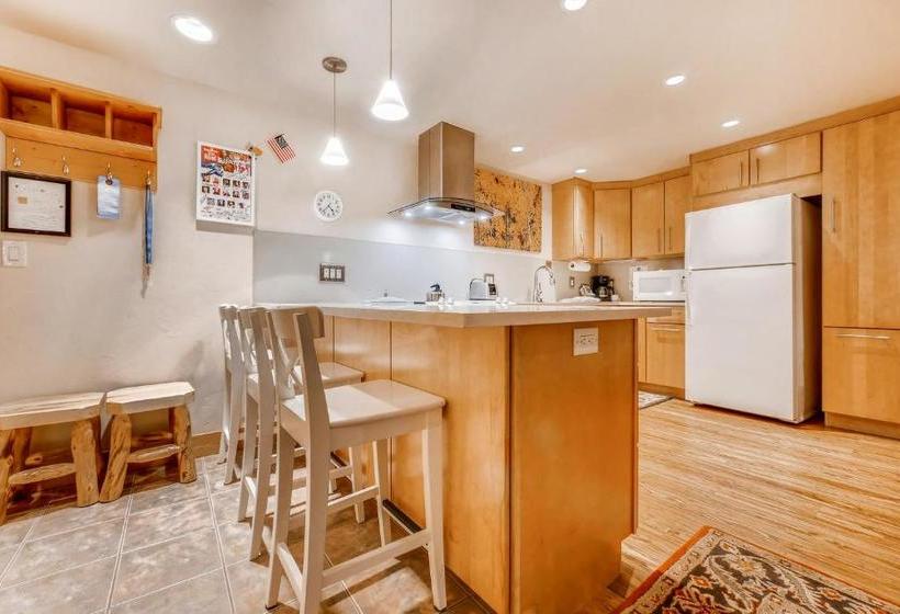 فندق Ptarmigan House By Steamboat Resorts