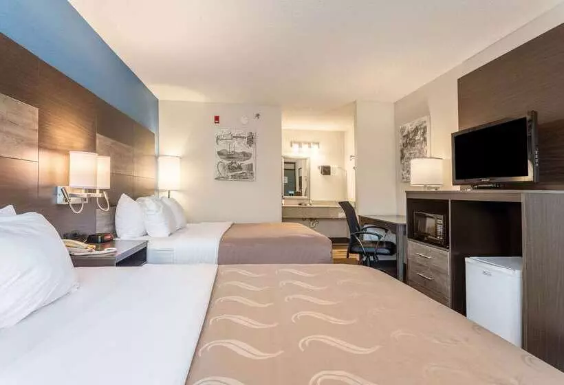 هتل Quality Inn Branson On The Strip