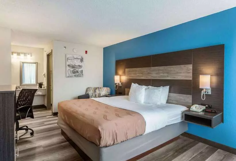 هتل Quality Inn Branson On The Strip