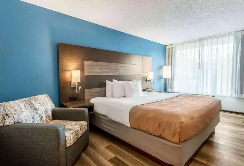 هتل Quality Inn Branson On The Strip