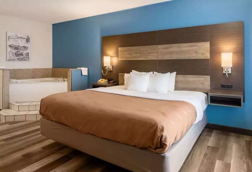 هتل Quality Inn Branson On The Strip