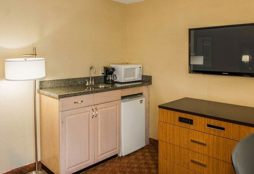 ホテル Quality Inn Franklin I65