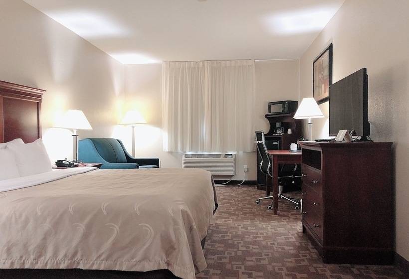 Szálloda Quality Inn I70 At Wanamaker