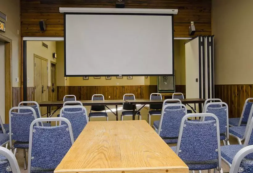 Отель The Phoenix at Steamboat