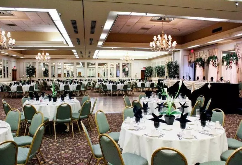 Hotelli University Square