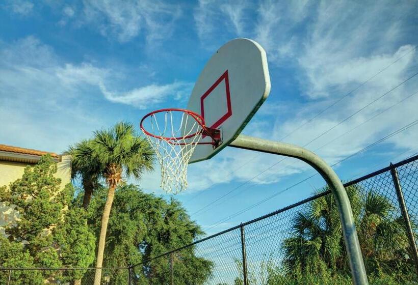 منتجع Club Wyndham Orlando International