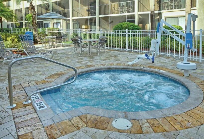 منتجع Club Wyndham Orlando International