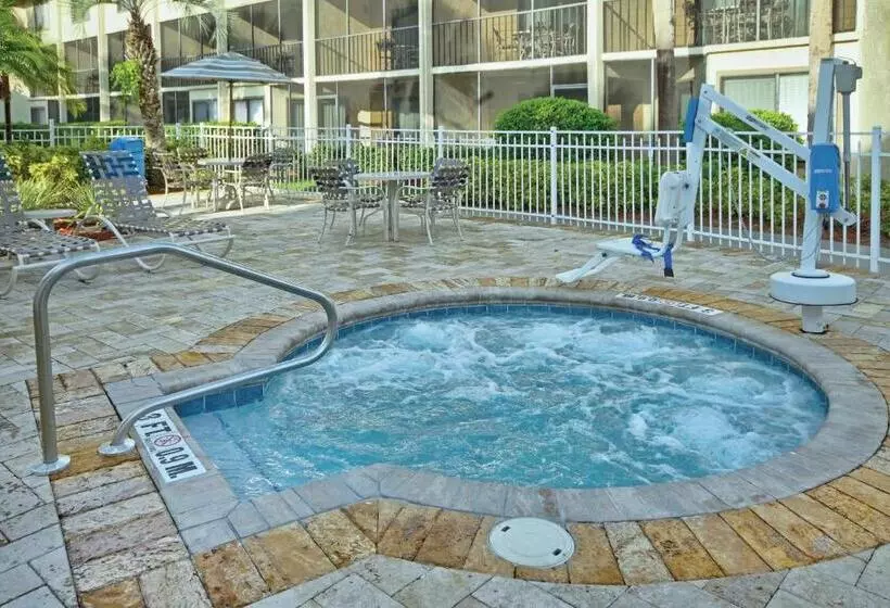 استراحتگاه Club Wyndham Orlando International